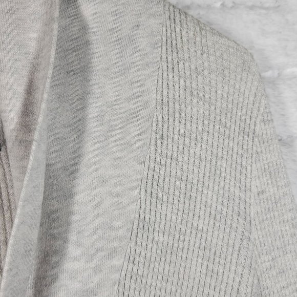 American Eagle Outfitters S Women's cardigan sweater - Picture 7 of 9